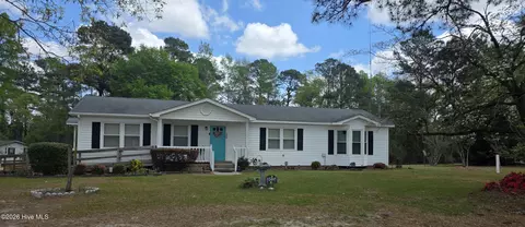 1500 Microwave Tower Rd, Roseboro, NC 28382