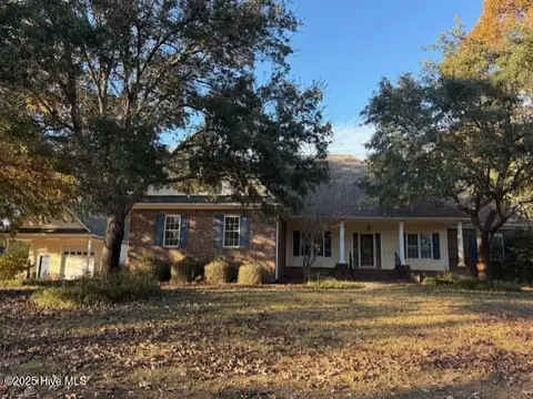 302 Pecan Ct, Hampstead, NC 28443 photo 2