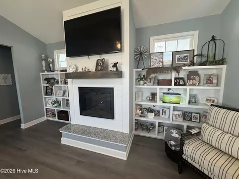 Living - 9735 Chapman Rd, Bailey, NC 27807 photo 2 of 2