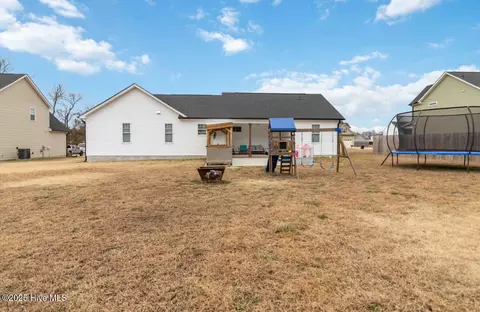 Exterior - 9735 Chapman Rd, Bailey, NC 27807 photo 5 of 5