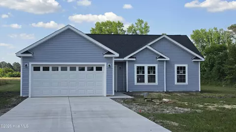 107 Blanche St, Chadbourn, NC 28431