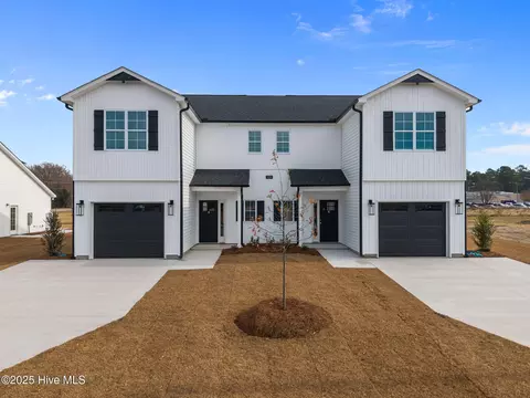 109 Lady O Dr #B, Greenville, NC 27834