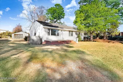 307 Hollybrook Ave, Goldsboro, NC 27530