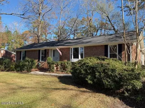 120 Barden Dr, Havelock, NC 28532