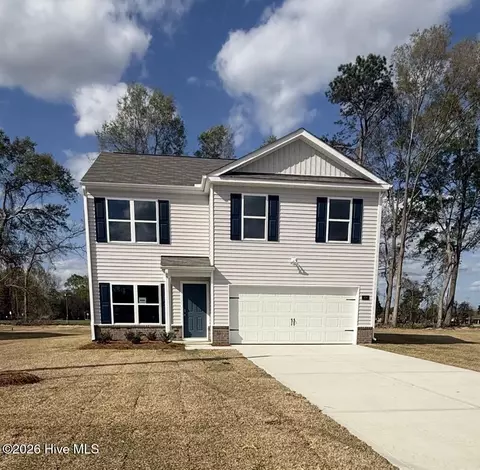 104 Claude St, La Grange, NC 28551