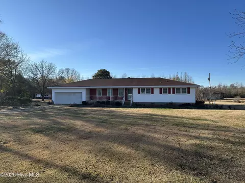 11380 Stewartsville Cemetery Rd, Laurinburg, NC 28352