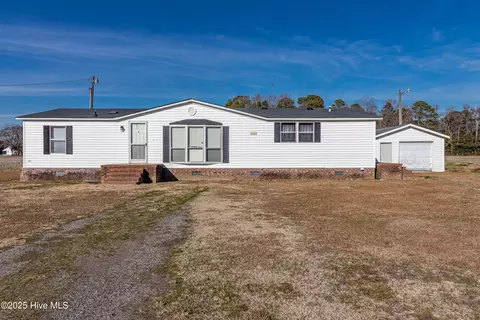 157 Watery Branch Church Rd, Stantonsburg, NC 27883