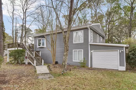 1755 E Wilmington Street Ext, Burgaw, NC 28425