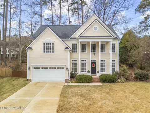 105 Catchpenny Ct, Cary, NC 27519