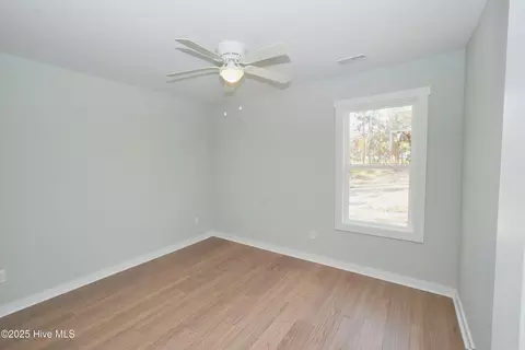 Bedroom - 649 Prospect Rd, Boiling Spring Lakes, NC 28461 photo 3 of 3