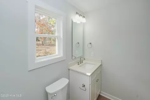 Bath - 649 Prospect Rd, Boiling Spring Lakes, NC 28461 photo 6 of 6