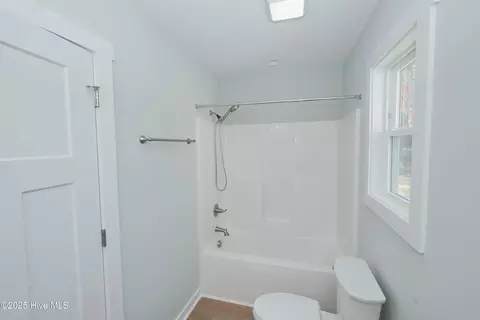 Bath - 649 Prospect Rd, Boiling Spring Lakes, NC 28461 photo 5 of 6