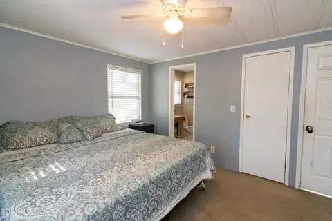 Bedroom - 312 Peanut Rd, Hampstead, NC 28443 photo 2 of 5