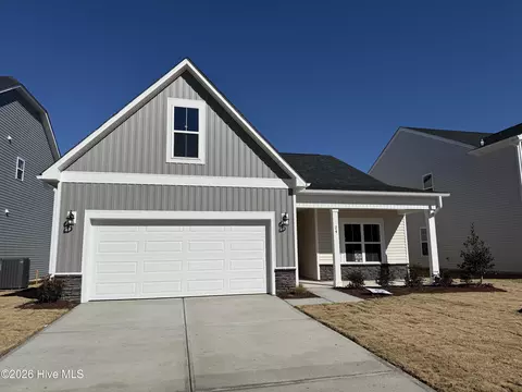 24 W Emily Gardens Dr, Selma, NC 27576