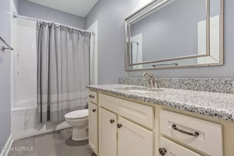 Bath - 105 Saville Row, Pinehurst, NC 28374 photo 3 of 4