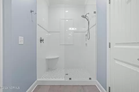 Bath - 105 Saville Row, Pinehurst, NC 28374 photo 2 of 4
