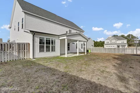 Exterior - 102 E Yellow Lois Dr, Hampstead, NC 28443 photo 6 of 7