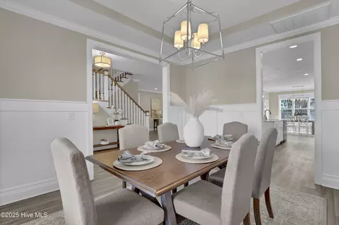 Dining - 102 E Yellow Lois Dr, Hampstead, NC 28443 photo 3 of 4