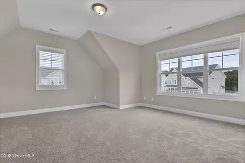 Bedroom - 102 E Yellow Lois Dr, Hampstead, NC 28443 photo 3 of 10