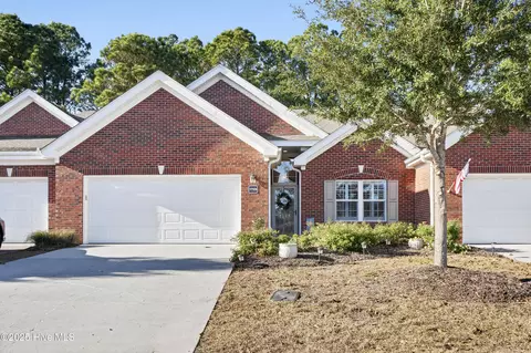 7725 Marymount Dr, Wilmington, NC 28411