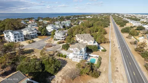View/Area - 824 Windswept Ct, Corolla, NC 27927 photo 9 of 22