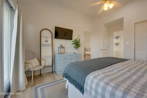 Bedroom - 824 Windswept Ct, Corolla, NC 27927 photo 3 of 13
