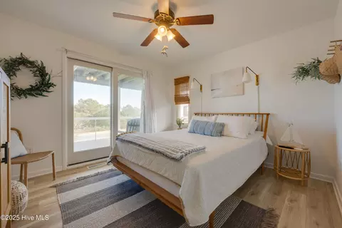 Bedroom - 824 Windswept Ct, Corolla, NC 27927 photo 8 of 13