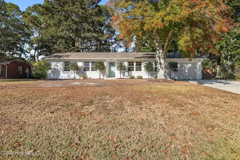 124 Kelly Rd, Wilmington, NC 28409