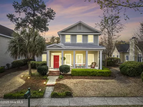 4244 Pine Hollow Dr, Wilmington, NC 28412