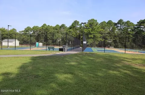 300 Crescent Rd, Boiling Spring Lakes, NC 28461 photo 2