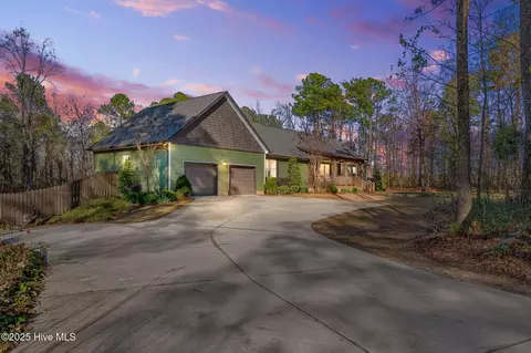 626 Bailey Rd, Coats, NC 27521 photo 2