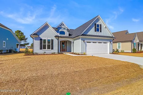111 Windswept Ln, Beaufort, NC 28516