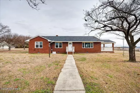 8100 W Nc 55 Hwy, Dover, NC 28526