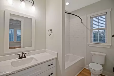 Bath - 3804 Emerald Dr #E, Emerald Isle, NC 28594 photo 3 of 4