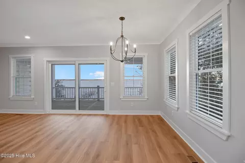 Dining - 3804 Emerald Dr #E, Emerald Isle, NC 28594 photo 1 of 2