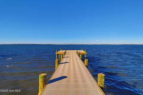 View/Area - 3804 Emerald Dr #E, Emerald Isle, NC 28594 photo 3 of 9