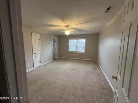 Bedroom - 302 Rack Ln, Hubert, NC 28539 photo 2 of 8