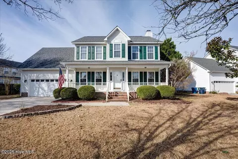 400 Hudson Ln, Jacksonville, NC 28540