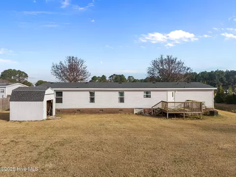 Exterior - 115 Patsy Ln, Hubert, NC 28539 photo 6 of 7