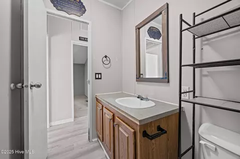 Bath - 115 Patsy Ln, Hubert, NC 28539 photo 4 of 4