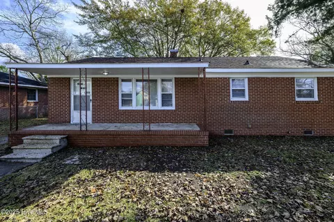 517 Ruth Ave, New Bern, NC 28560