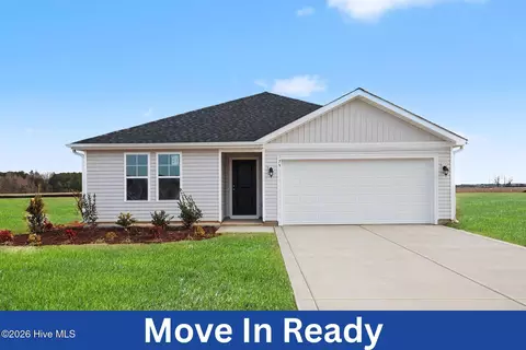 79 Baxley Dr, Dunn, NC 28334