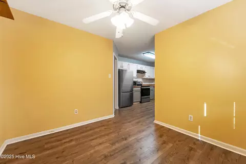 3003 E Windgate Ct, Jacksonville, NC 28546 photo 15