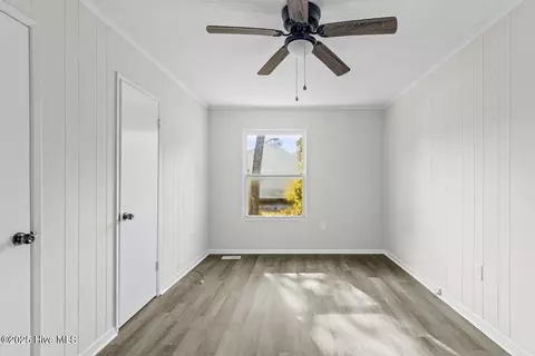 Bedroom - 81 Crown Point Rd, Hubert, NC 28539 photo 3 of 3