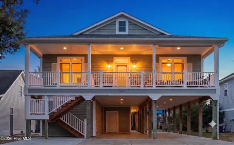 304 NE 47th St, Oak Island, NC 28465
