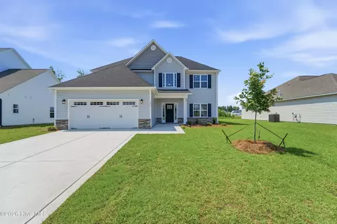 106 Sanctuary St, Jacksonville, NC 28546