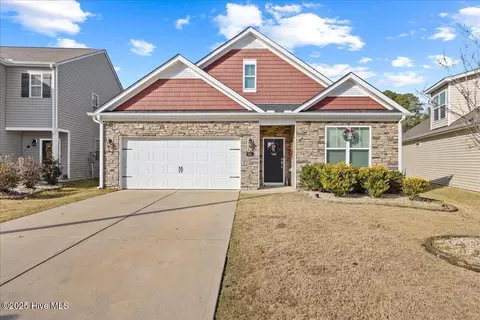 542 Golden Villas Dr, Rocky Mount, NC 27804