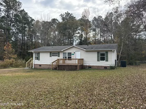 345 Lanier Ave, Rocky Point, NC 28457