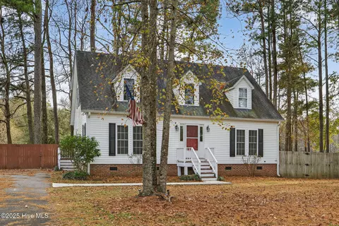266 North Dr, Rocky Point, NC 28457