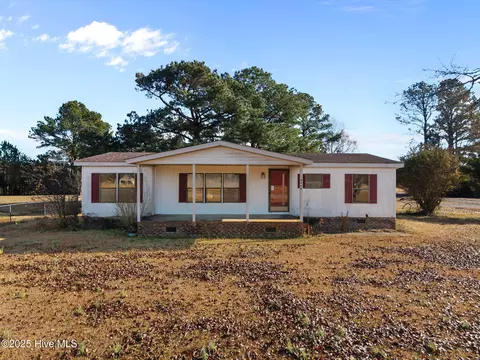 4098 Whichard Rd, Greenville, NC 27834